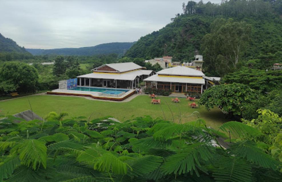 Four Banyans Spirit & Nature Resort Rāipur Esterno foto