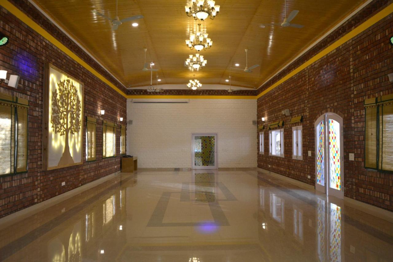Four Banyans Spirit & Nature Resort Rāipur Esterno foto