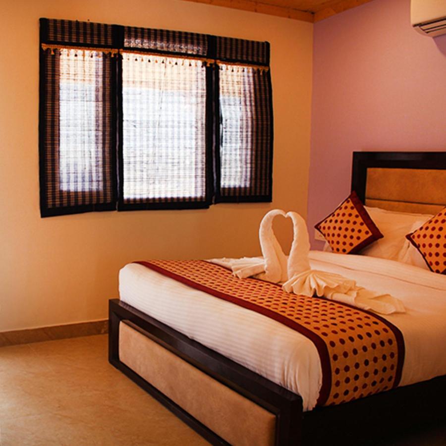 Four Banyans Spirit & Nature Resort Rāipur Esterno foto